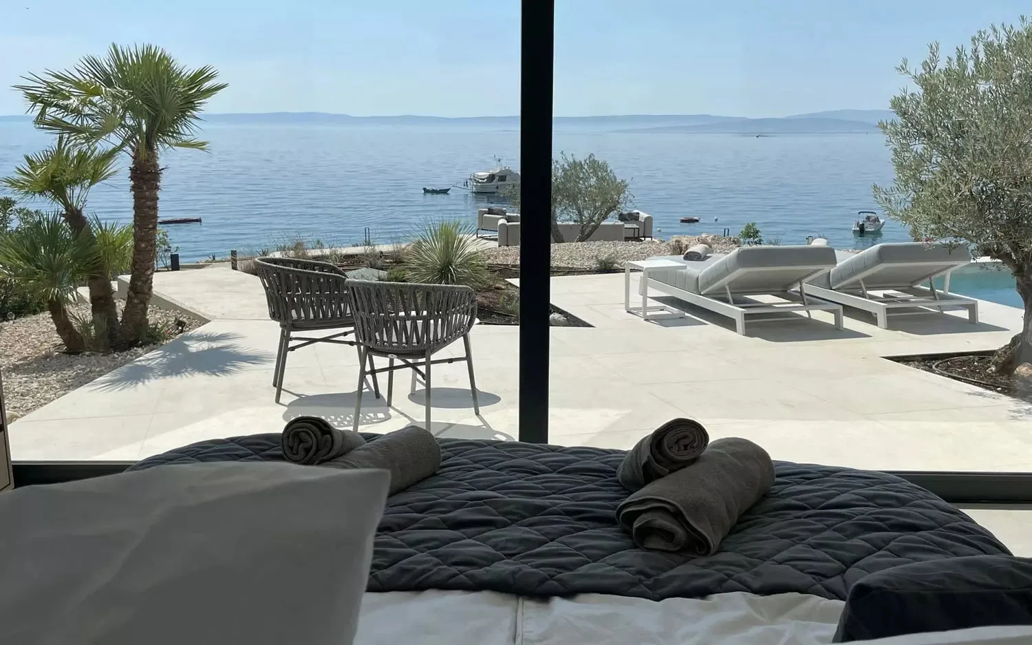 Villa Marim separate Suite mit eigener Küche — Meerblick
